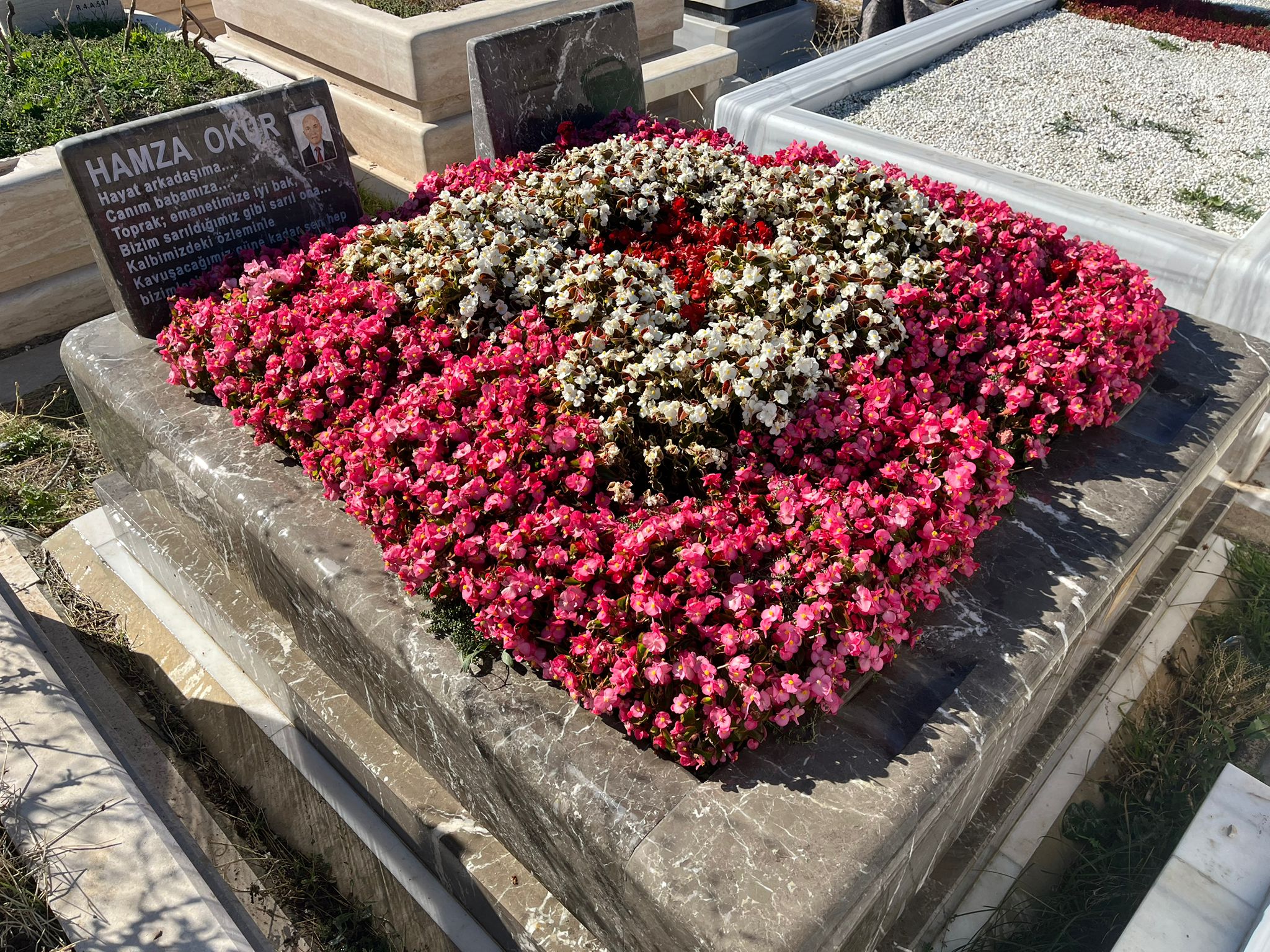 Ankara mezar bakım hizmeti - profesyonel mezar temizliği